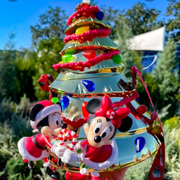 2021 Disney Parks Gold Christmas Tree Popcorn Bucket - Picture 1 of 1